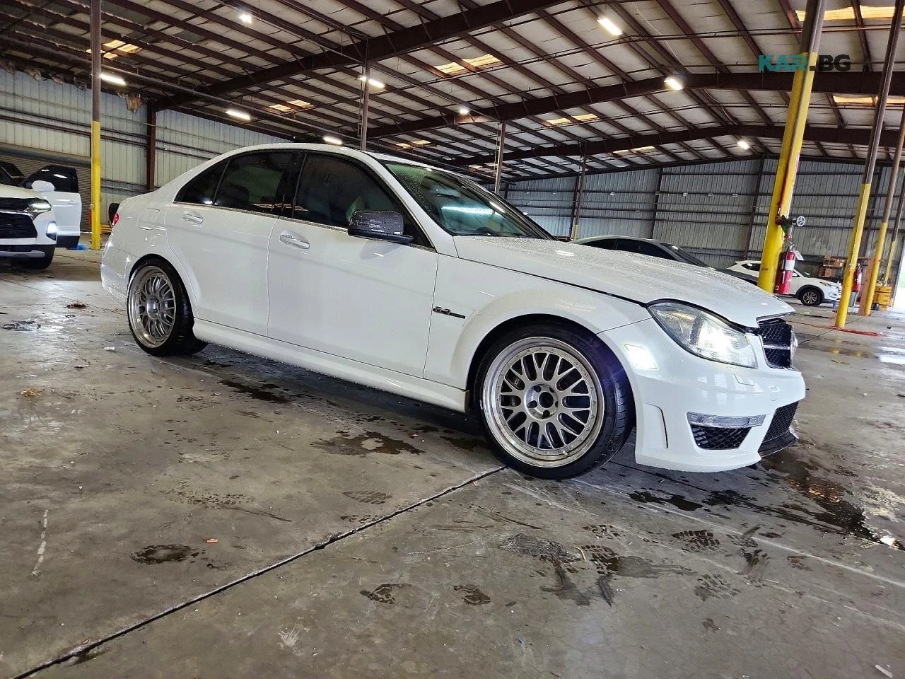 Mercedes-Benz C 63 AMG * ����������* (���� �� ��) | Mobile.bg � ����������� 4