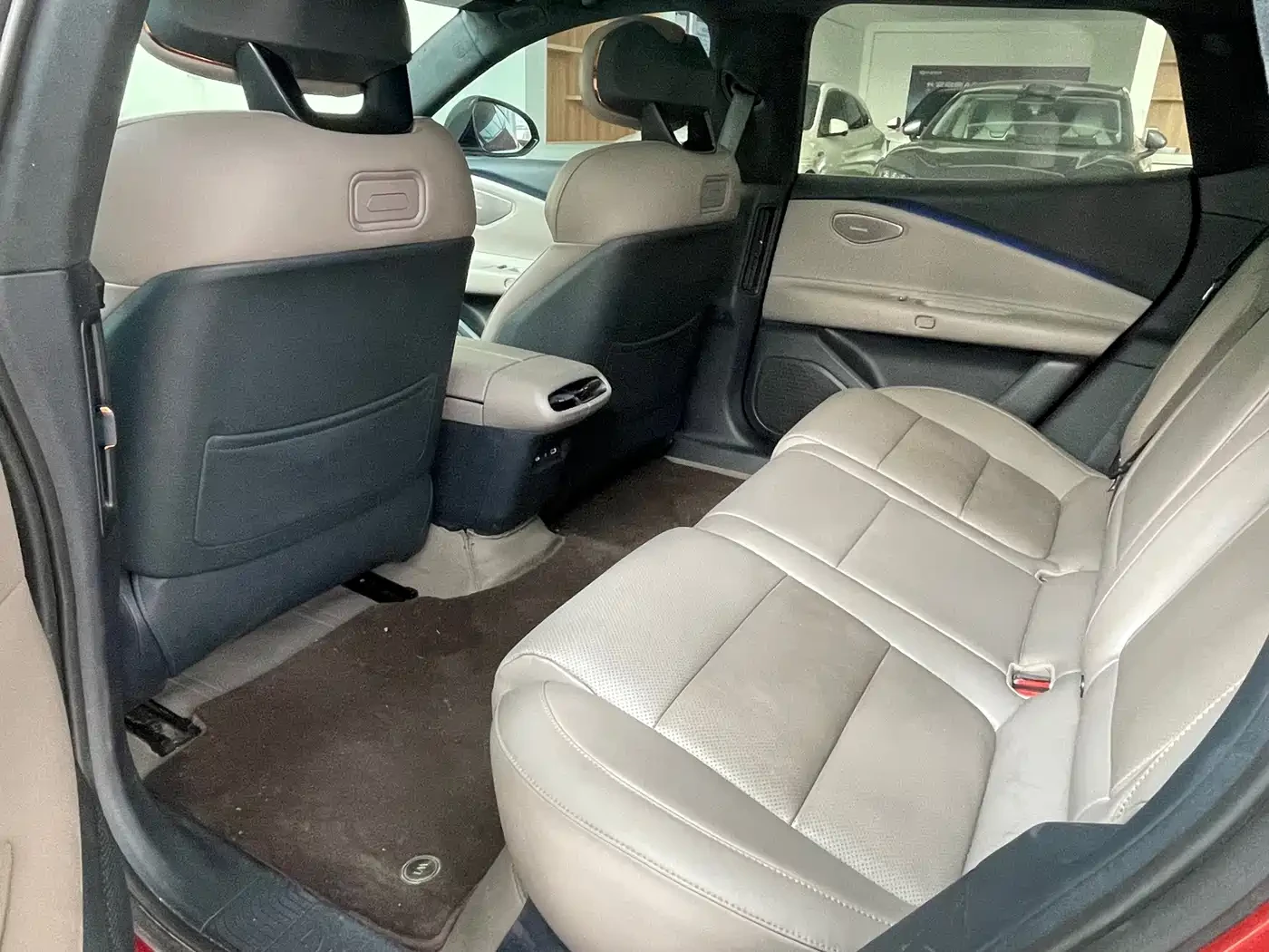 LynkCo 10 Z10 2025 95kWh 702km 4WD Halo | Mobile.bg � ����������� 9