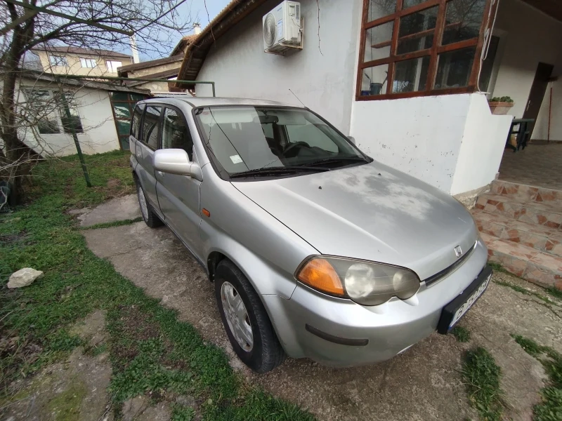 Honda Hr-v 1.6, снимка 6 - Автомобили и джипове - 48919623