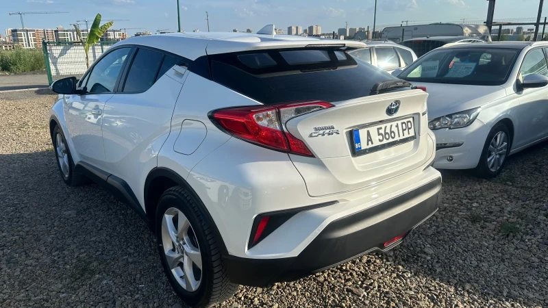 Toyota C-HR 1.8 , снимка 11 - Автомобили и джипове - 49885120