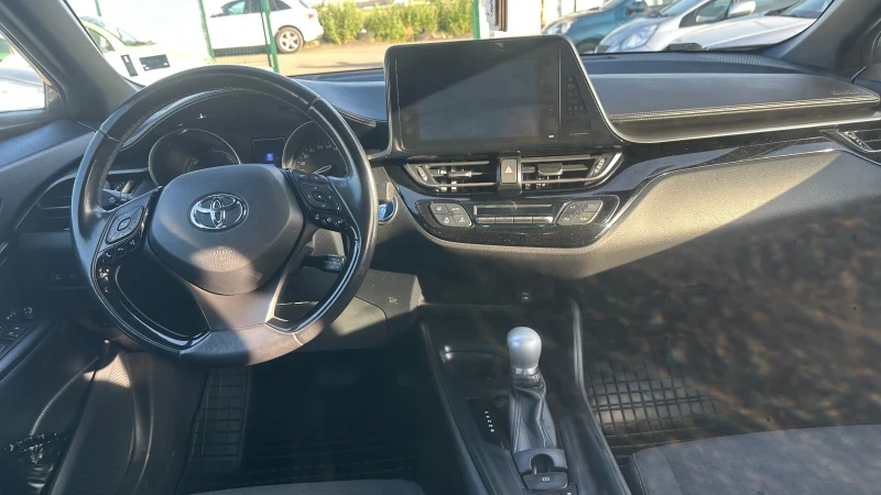 Toyota C-HR 1.8 , снимка 9 - Автомобили и джипове - 49885120