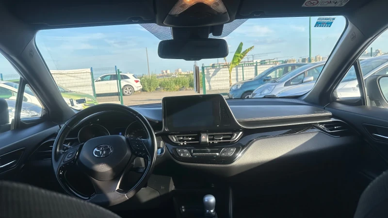 Toyota C-HR 1.8 , снимка 14 - Автомобили и джипове - 49885120