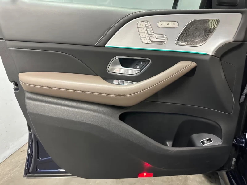 Mercedes-Benz GLE 63 S AMG Coupe Night Pano , снимка 6 - Автомобили и джипове - 50873361