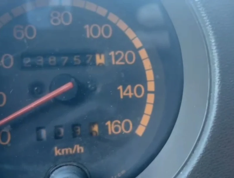 Mitsubishi Pajero 2.5 TDI, снимка 9 - Автомобили и джипове - 52136562