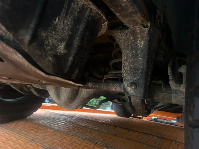 Mitsubishi Pajero 2.5 TDI, снимка 12 - Автомобили и джипове - 52136562