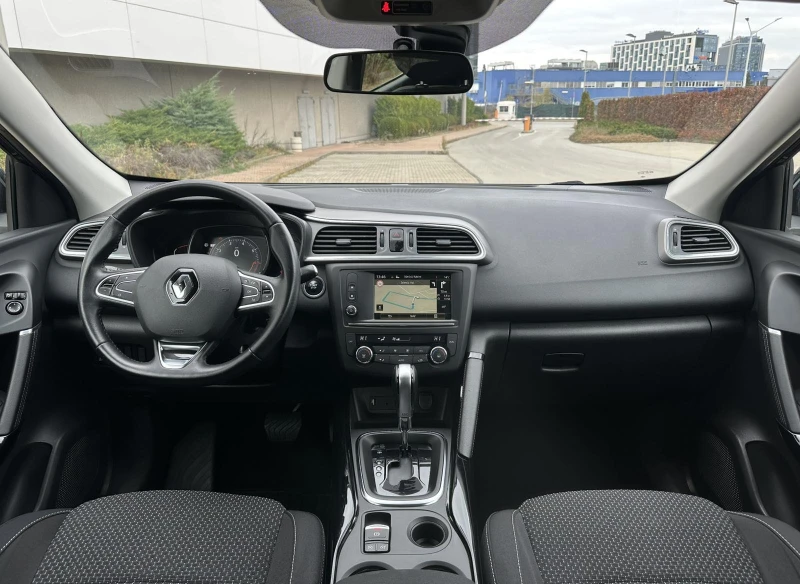 Renault Kadjar, снимка 13 - Автомобили и джипове - 52372139