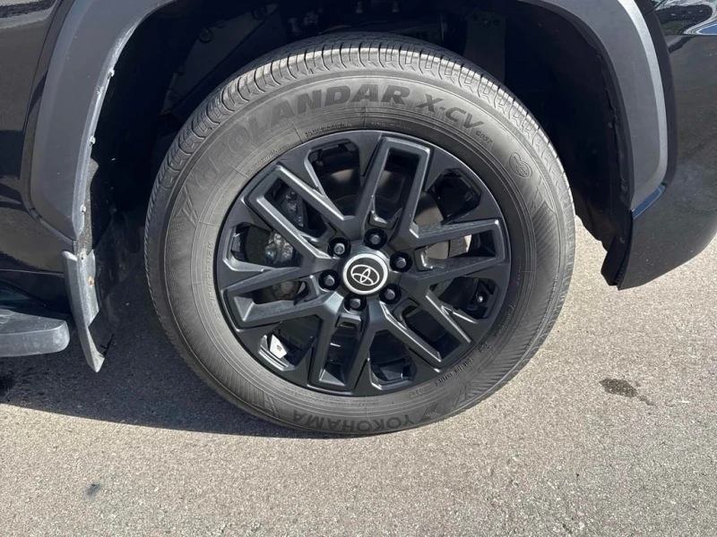 Toyota Sequoia SR5 4WD * CARFAX * БЕЗ ПЪРВОНАЧАЛНА ВНОСКА, снимка 10 - Автомобили и джипове - 53008068