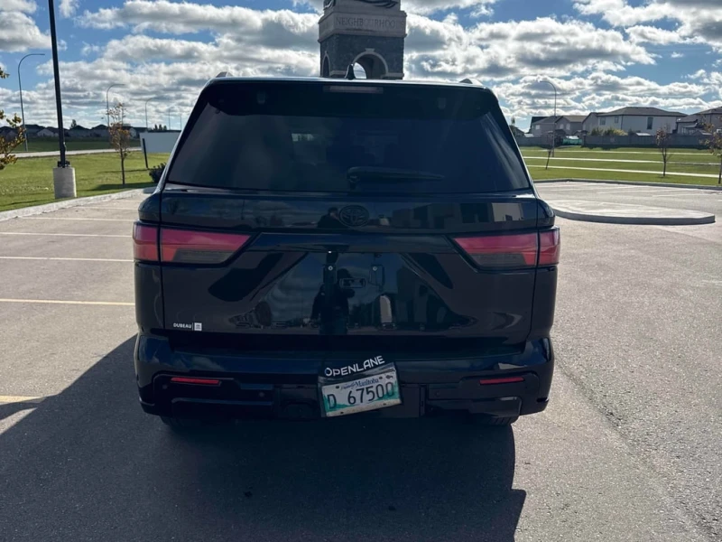 Toyota Sequoia SR5 4WD * CARFAX * БЕЗ ПЪРВОНАЧАЛНА ВНОСКА, снимка 7 - Автомобили и джипове - 53008068