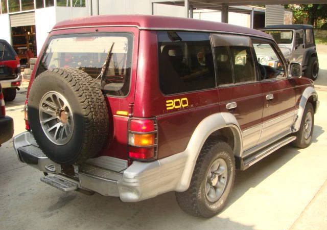 Mitsubishi Pajero 2.5 TDI, снимка 2 - Автомобили и джипове - 46834472