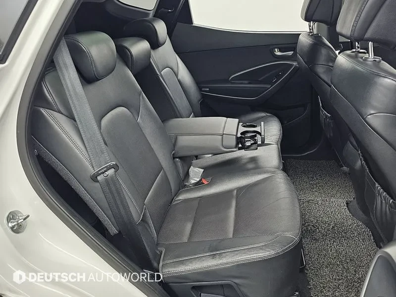 Hyundai Santa fe 2.0 CRDi 4WD - САМО 30% АВАНС, снимка 12 - Автомобили и джипове - 56159121