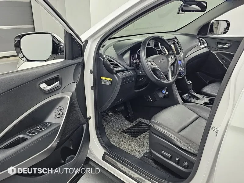 Hyundai Santa fe 2.0 CRDi 4WD - САМО 30% АВАНС, снимка 11 - Автомобили и джипове - 56159121