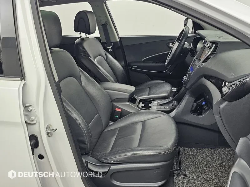 Hyundai Santa fe 2.0 CRDi 4WD - САМО 30% АВАНС, снимка 10 - Автомобили и джипове - 56159121