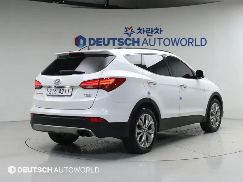 Hyundai Santa fe 2.0 CRDi 4WD - САМО 30% АВАНС, снимка 2 - Автомобили и джипове - 56159121