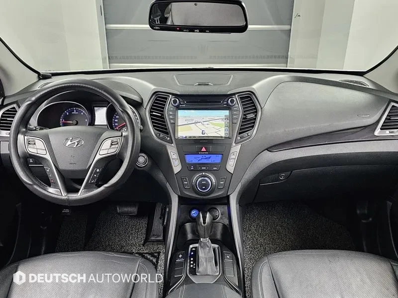 Hyundai Santa fe 2.0 CRDi 4WD - САМО 30% АВАНС, снимка 7 - Автомобили и джипове - 56159121