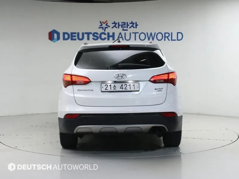 Hyundai Santa fe 2.0 CRDi 4WD - САМО 30% АВАНС, снимка 4 - Автомобили и джипове - 56159121