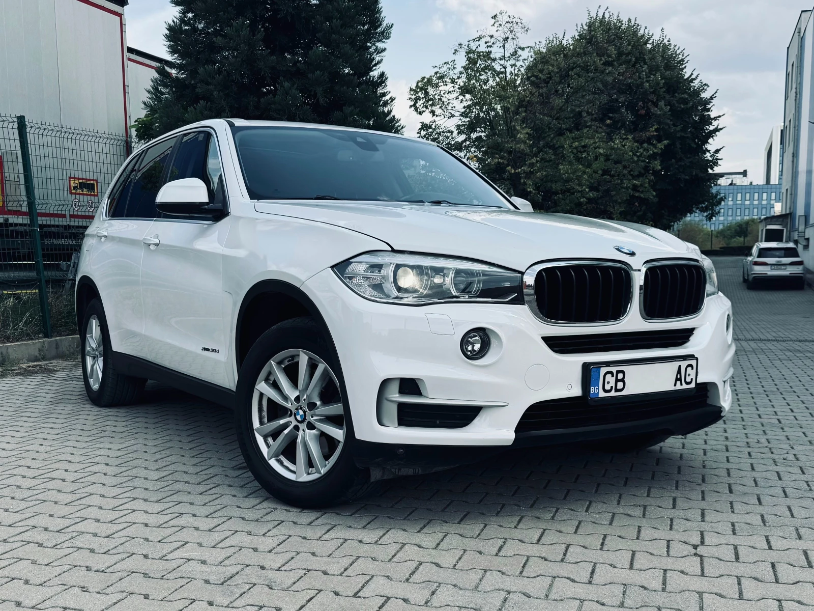 BMW X5 Сменена верига / Лизинг / 6+ 1 места - изображение 3