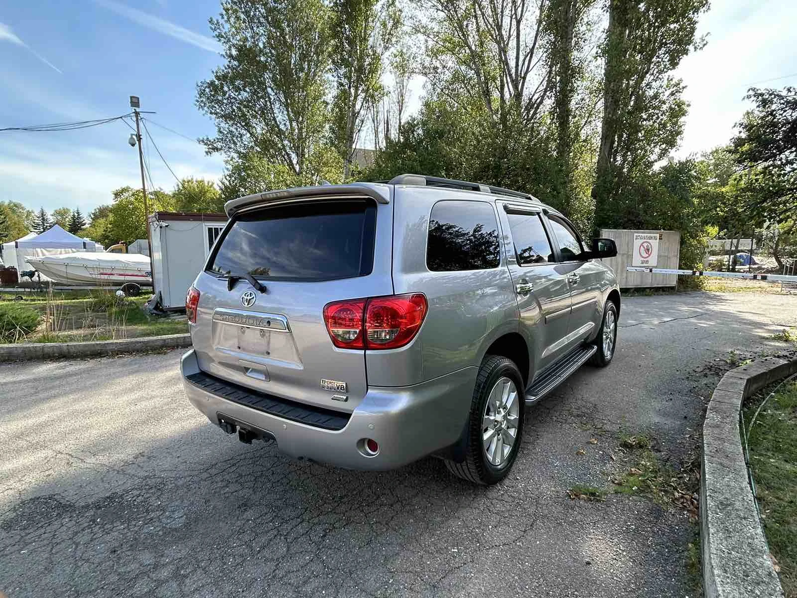 Toyota Sequoia Platinum 5.7 - изображение 6