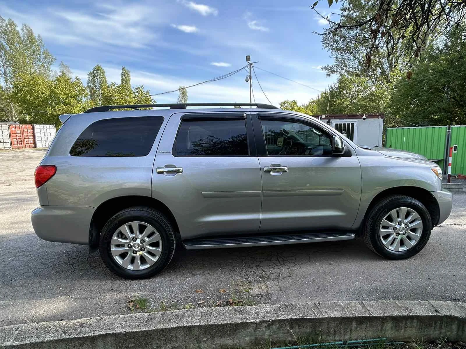 Toyota Sequoia Platinum 5.7 - изображение 7