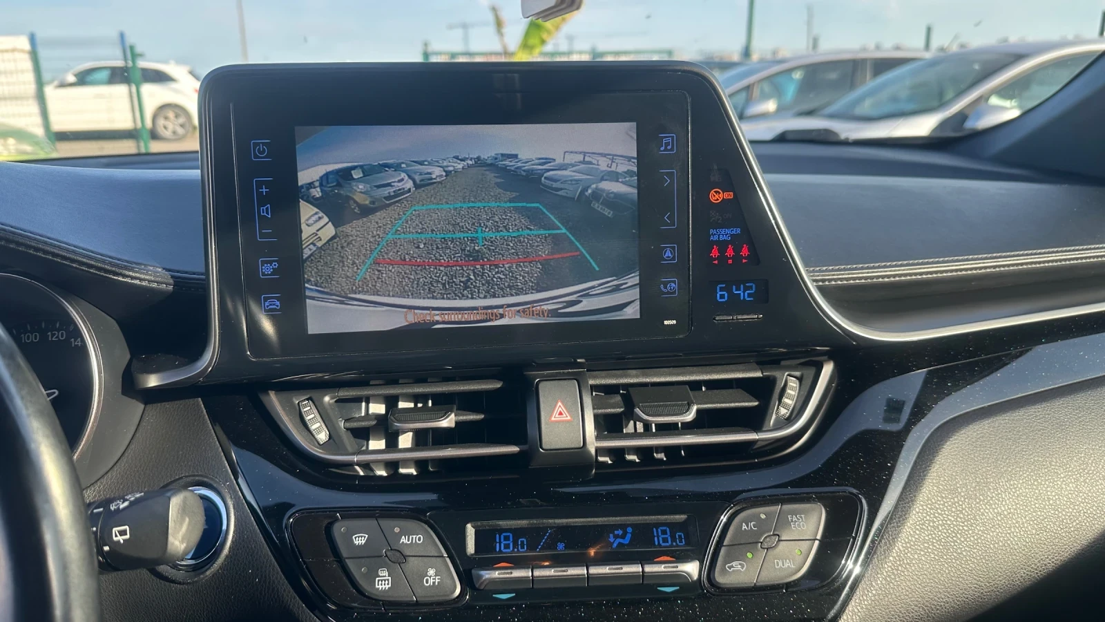 Toyota C-HR 1.8  | Mobile.bg — изображение 16