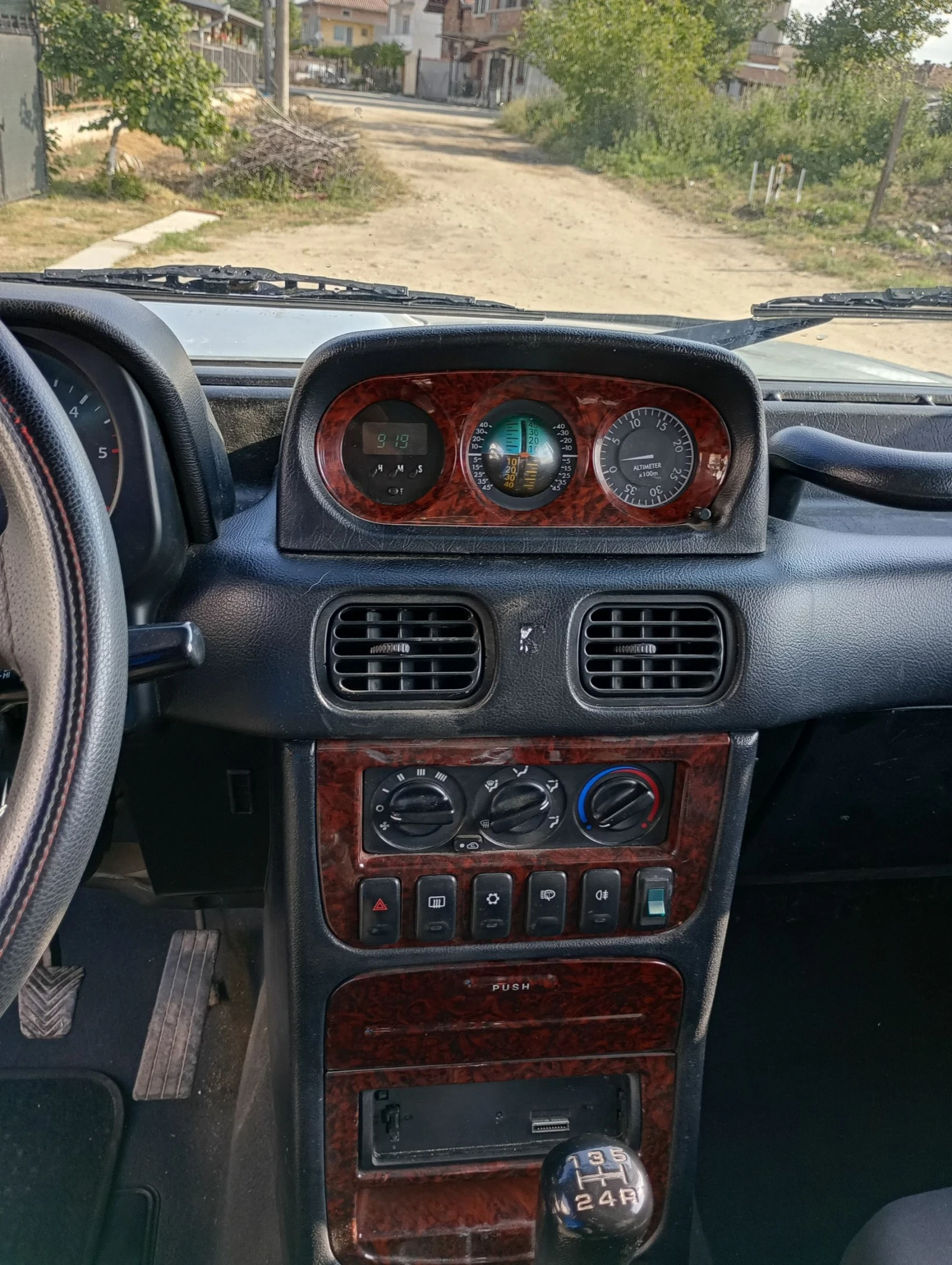 Hyundai Galloper  - изображение 5
