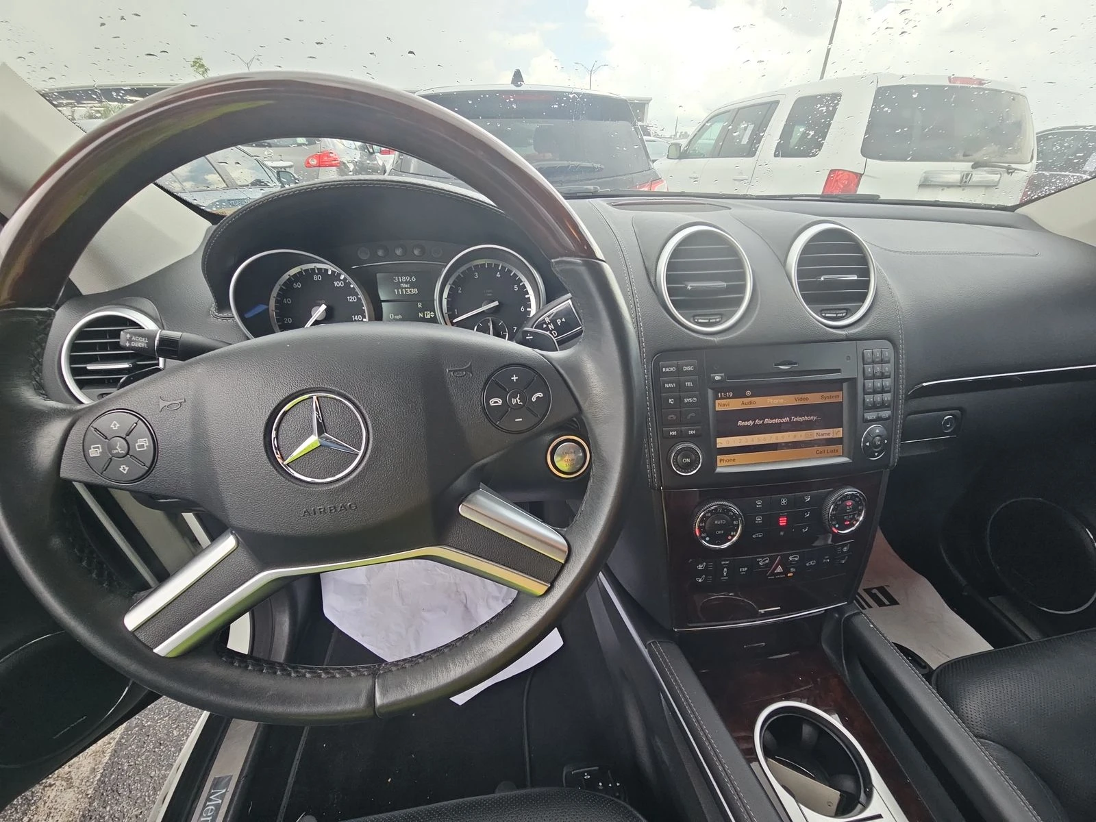 Mercedes-Benz GL 500 AMG* PANO* HARMAN* 7МЕСТА* ОБДУХ* ТВ* KEYLESS - изображение 7