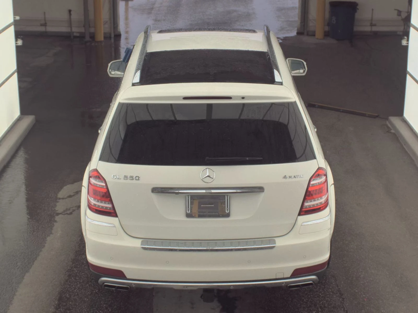 Mercedes-Benz GL 500 AMG* PANO* HARMAN* 7МЕСТА* ОБДУХ* ТВ* KEYLESS - изображение 4