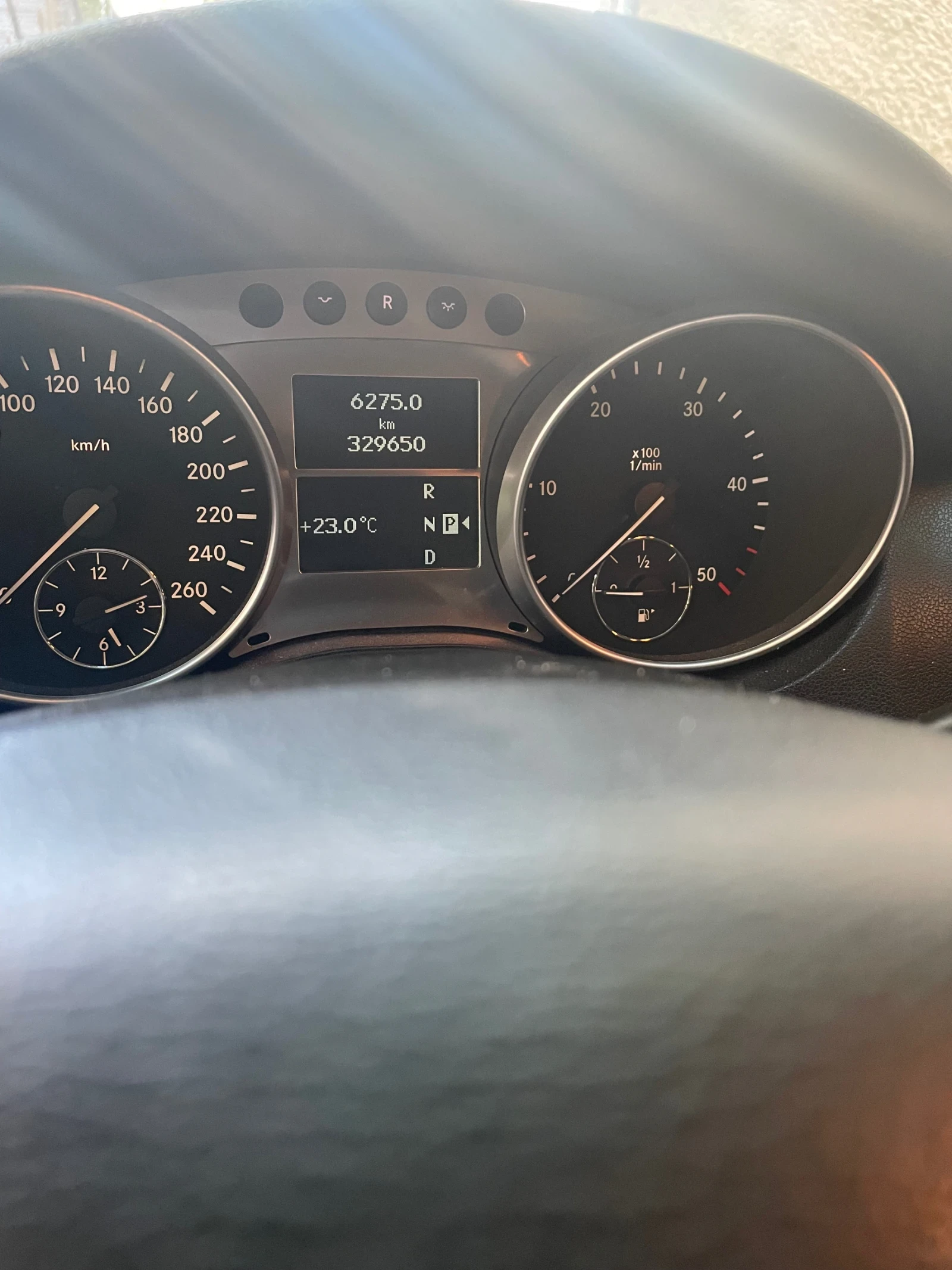 Mercedes-Benz ML 320  - изображение 10