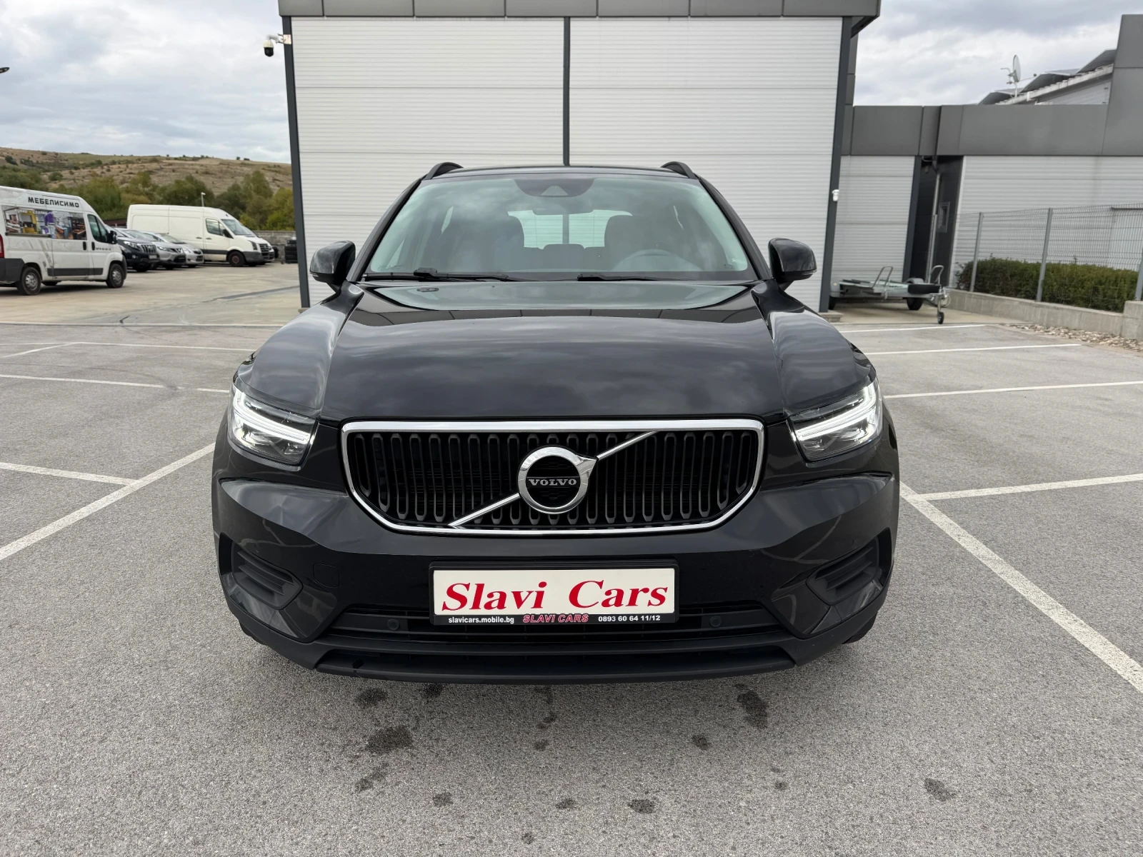 Volvo XC40 1.5 i T3 - INSCRIPTION/ EURO 6D - 101.000 km!!! - изображение 2
