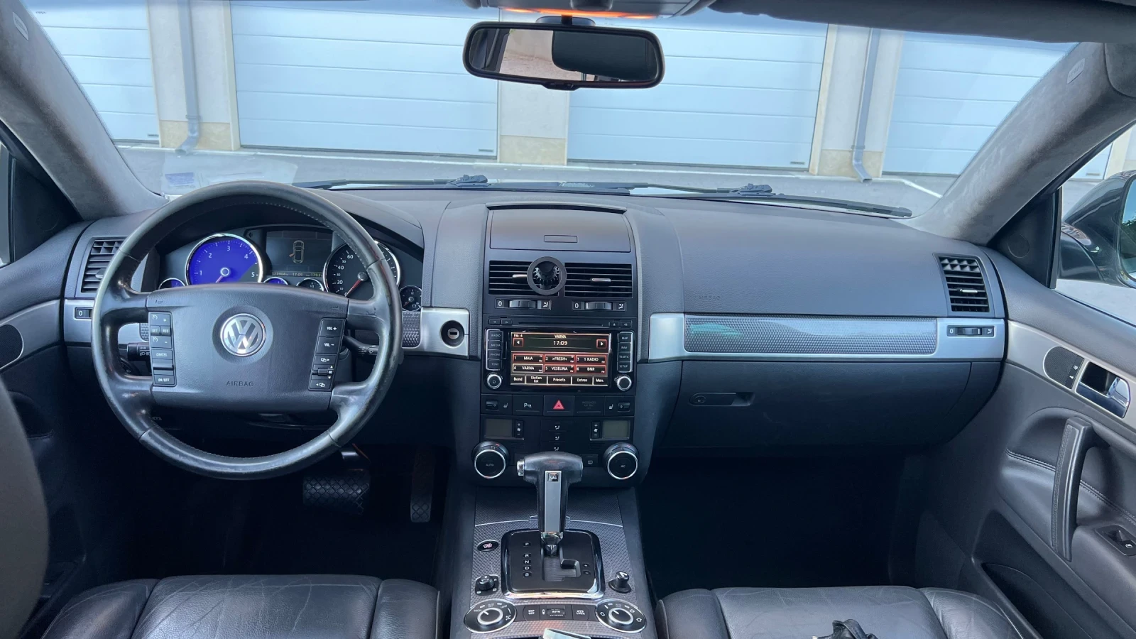 VW Touareg 3.0 V6 TDI R LINE | Mobile.bg   17