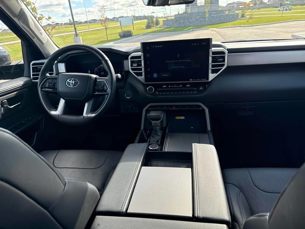 Toyota Sequoia SR5 4WD * CARFAX * ��� ������������ ������ | Mobile.bg � ����������� 8