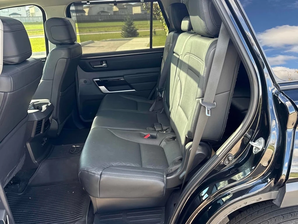 Toyota Sequoia SR5 4WD * CARFAX * ��� ������������ ������ | Mobile.bg � ����������� 14