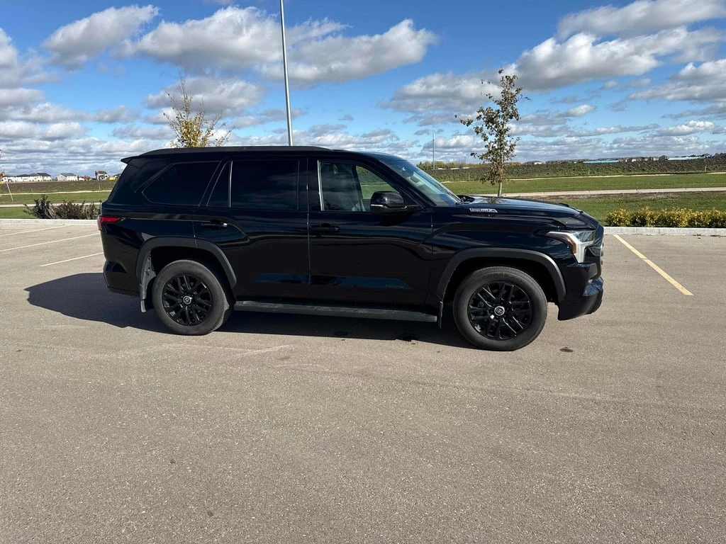 Toyota Sequoia SR5 4WD * CARFAX * ��� ������������ ������ | Mobile.bg � ����������� 5