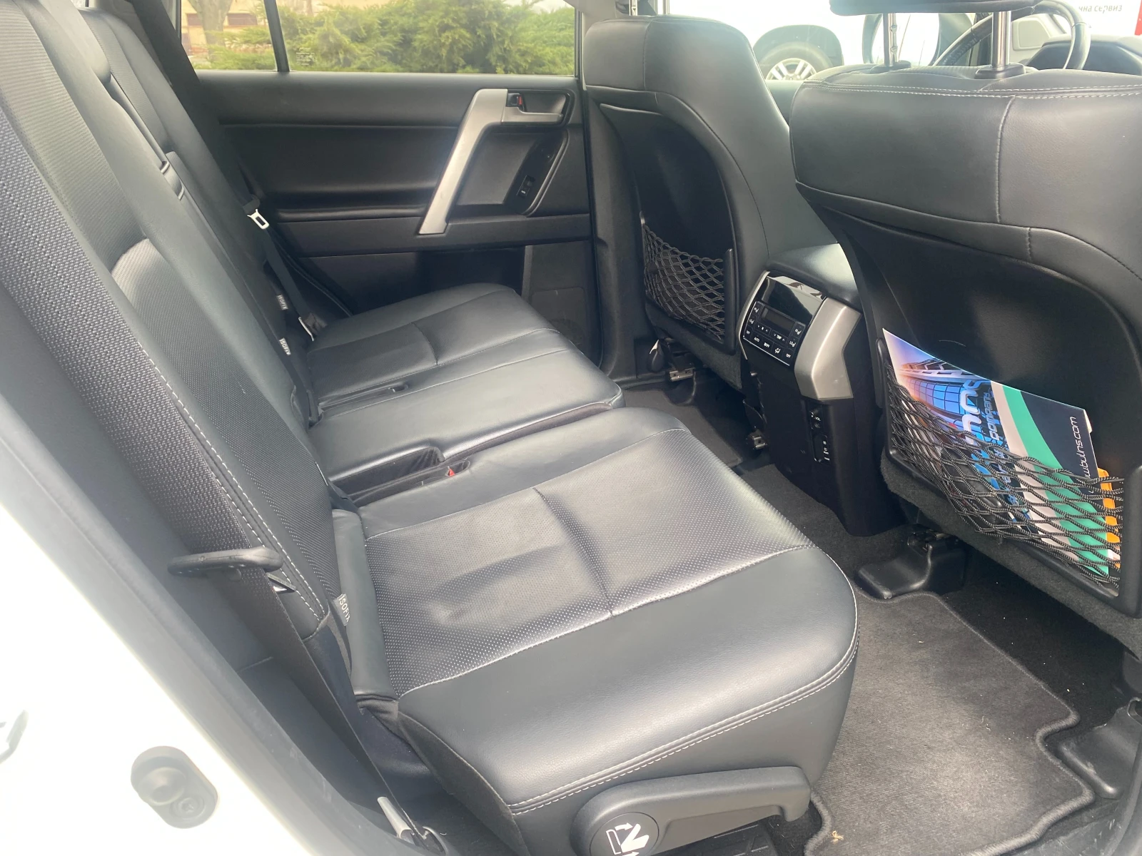 Toyota Land cruiser 150 2.8D Luxury, снимка 12 - Автомобили и джипове - 53861581