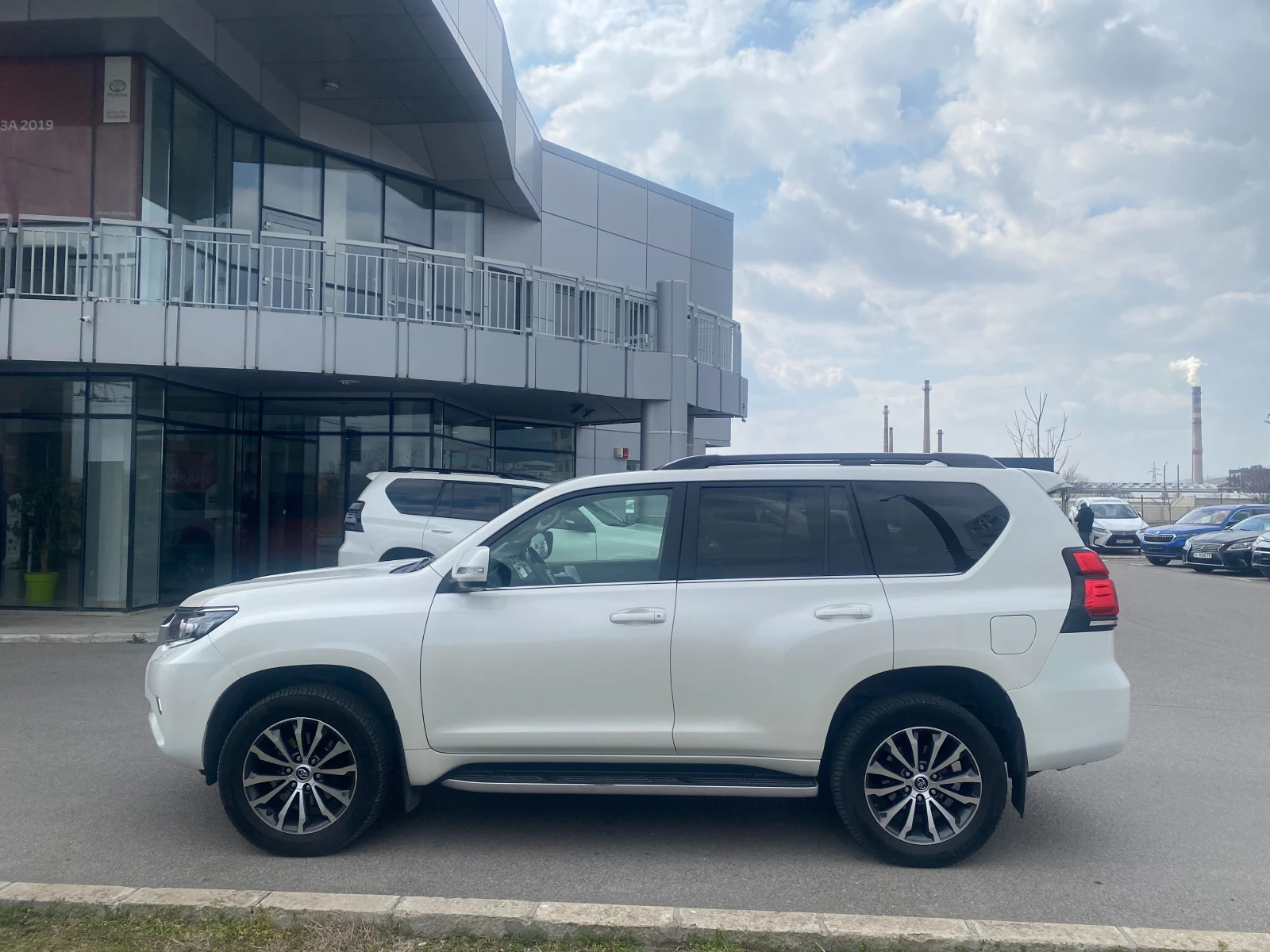 Toyota Land cruiser 150 2.8D Luxury, снимка 7 - Автомобили и джипове - 53861581