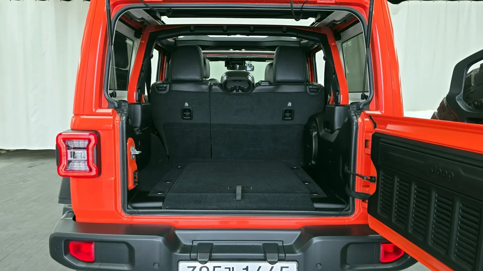 Jeep Wrangler 2.0 Rubicon Power Top, снимка 11 - Автомобили и джипове - 54683582