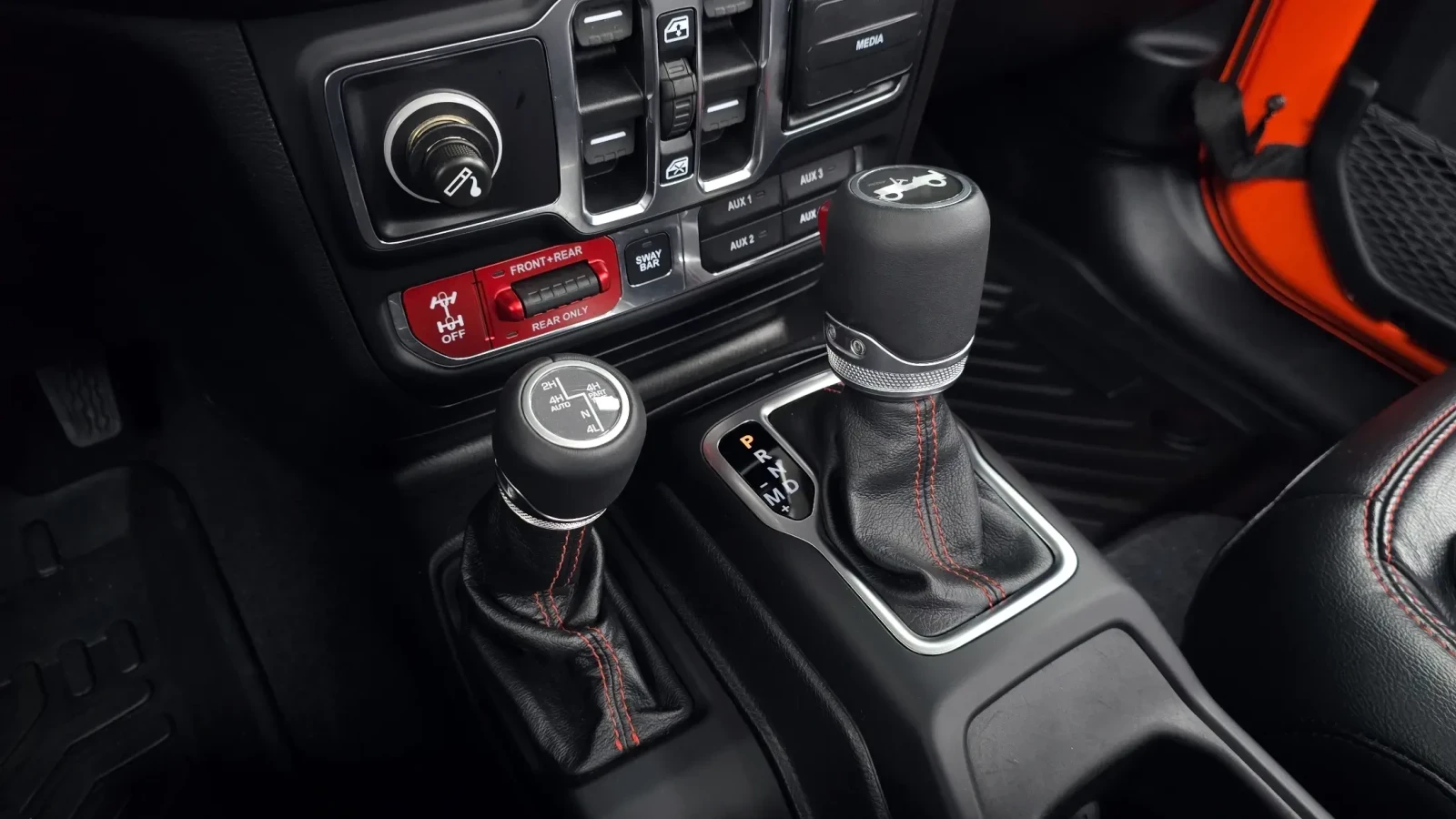 Jeep Wrangler 2.0 Rubicon Power Top, снимка 8 - Автомобили и джипове - 54683582