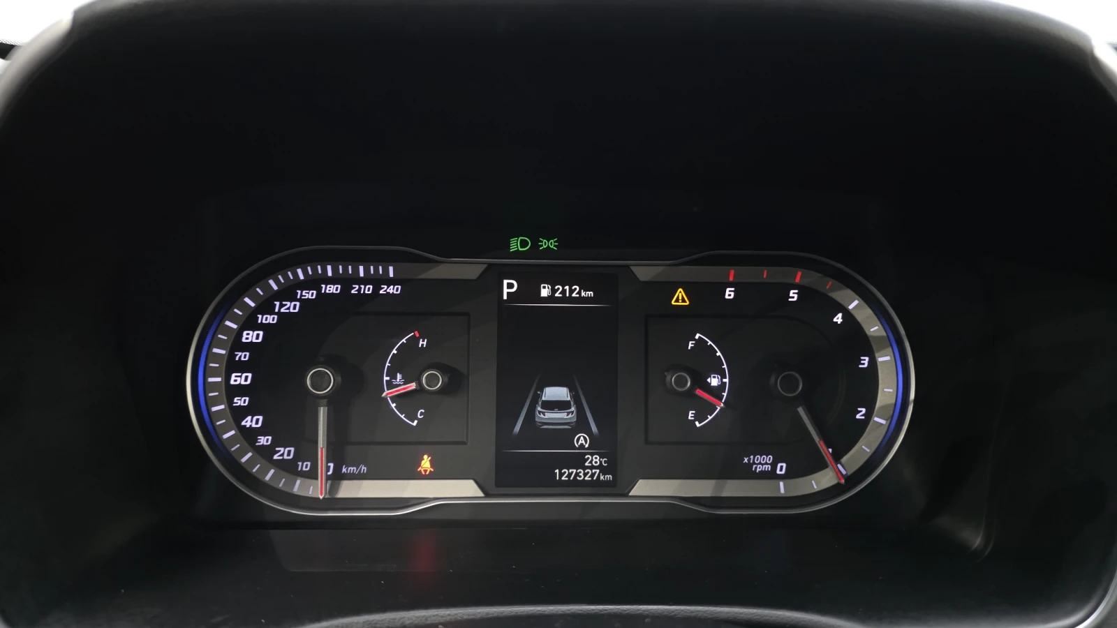 Hyundai Tucson Diesel 2.0 4WD autogeorge.com, снимка 12 - Автомобили и джипове - 56137243