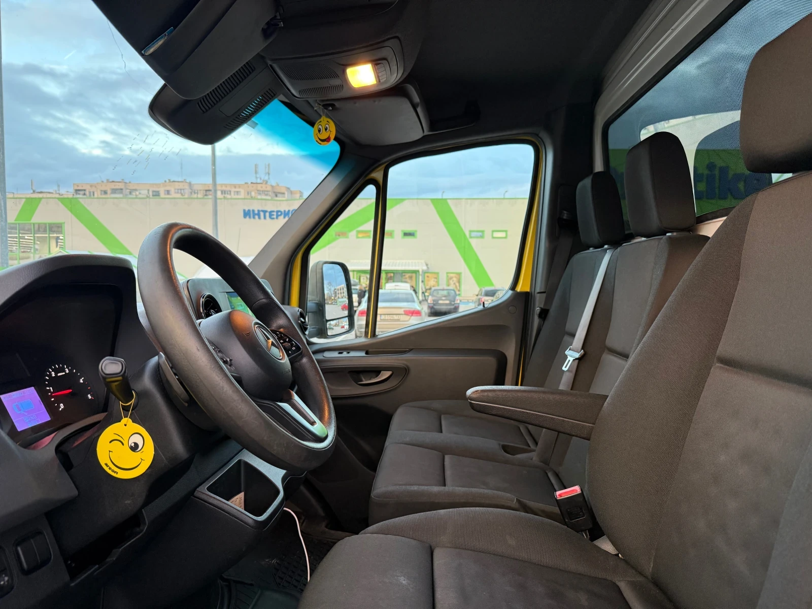 Mercedes-Benz Sprinter 519 3.0 V6 / Автоматик  - изображение 8