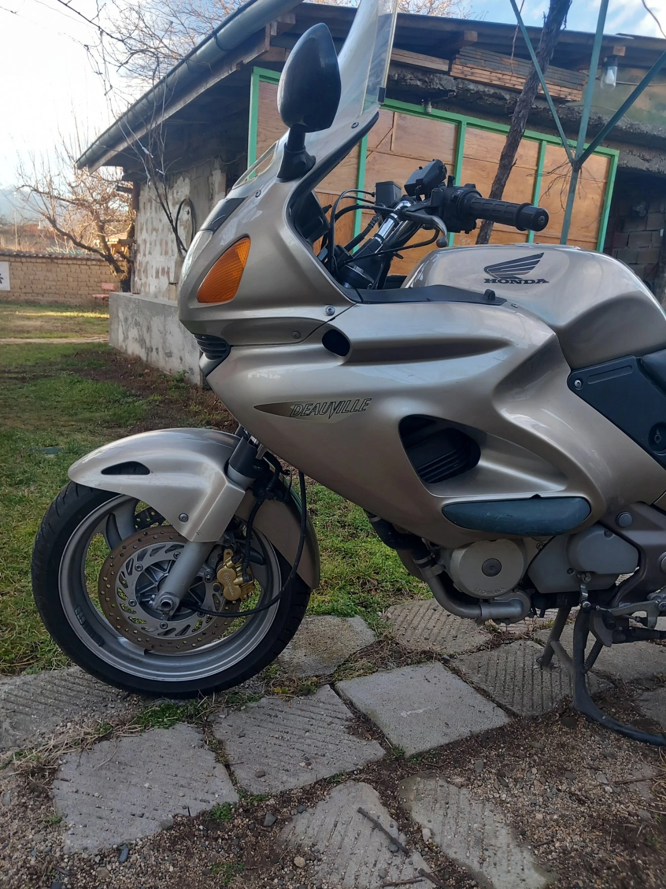 Honda Deauville 650 - изображение 2
