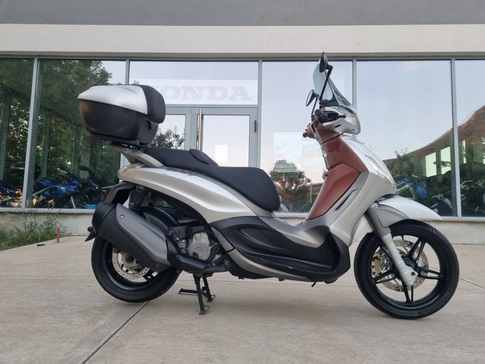Piaggio Beverly 350i 2013 ABS ASP 2broq - изображение 9