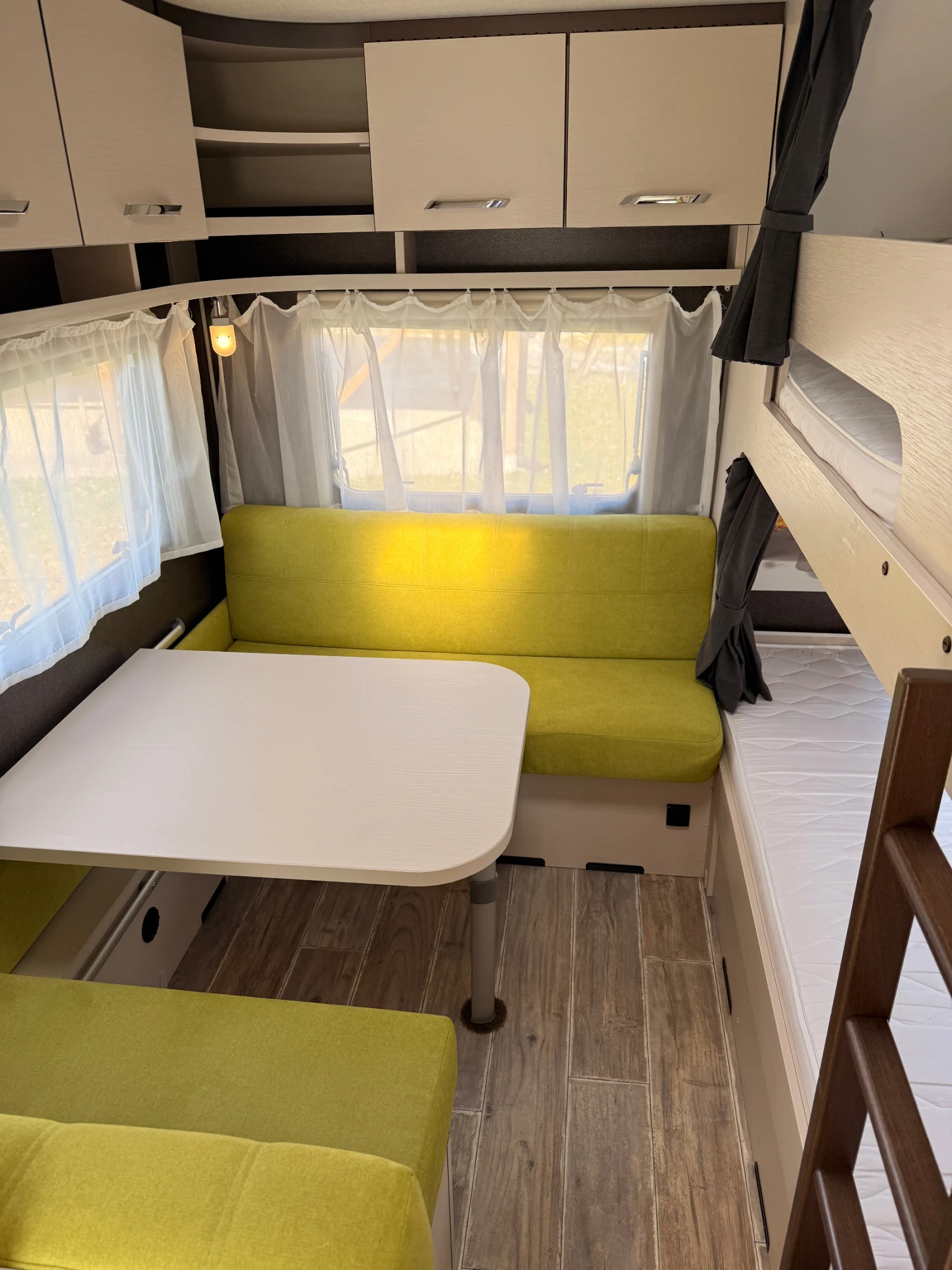 Каравана Dethleffs C-go, снимка 11 - Каравани и кемпери - 53736383