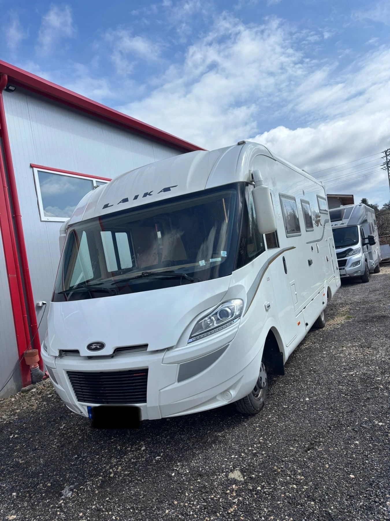 Кемпер Laika Kreos 8009, снимка 2 - Каравани и кемпери - 54160015