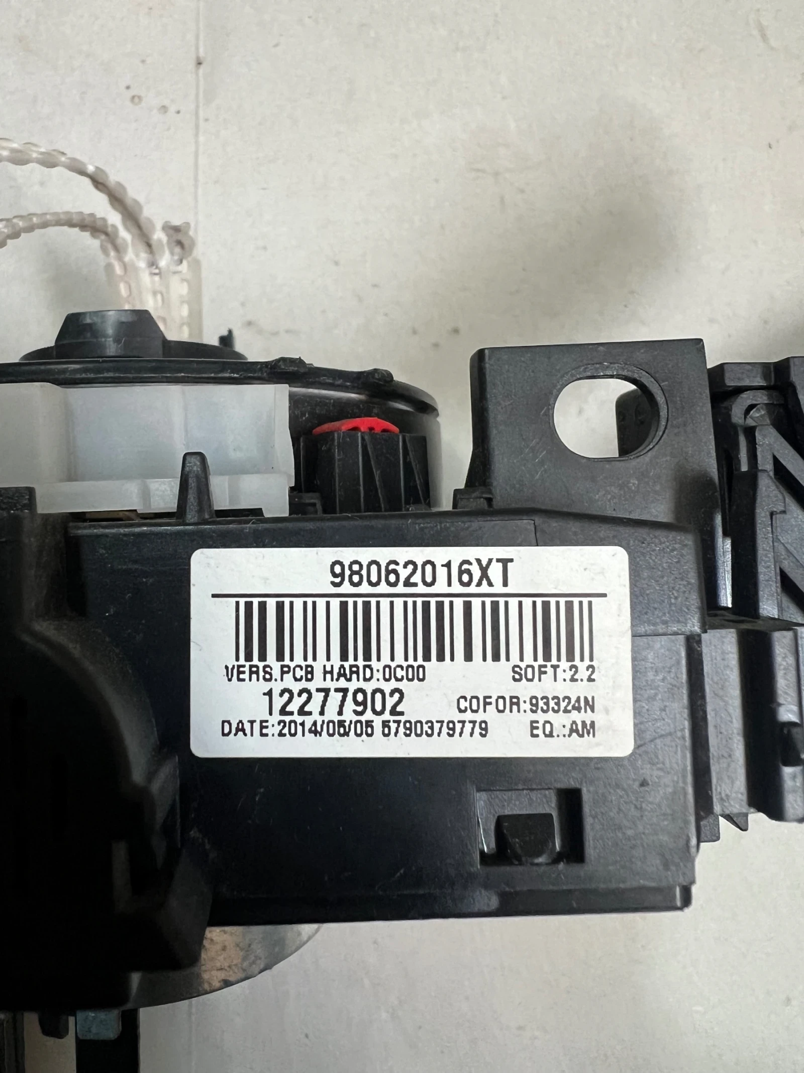 98062016XT   PEUGEOT CITROEN DELPHI COMEV3CEM1 980622016XT   | Mobile.bg   3