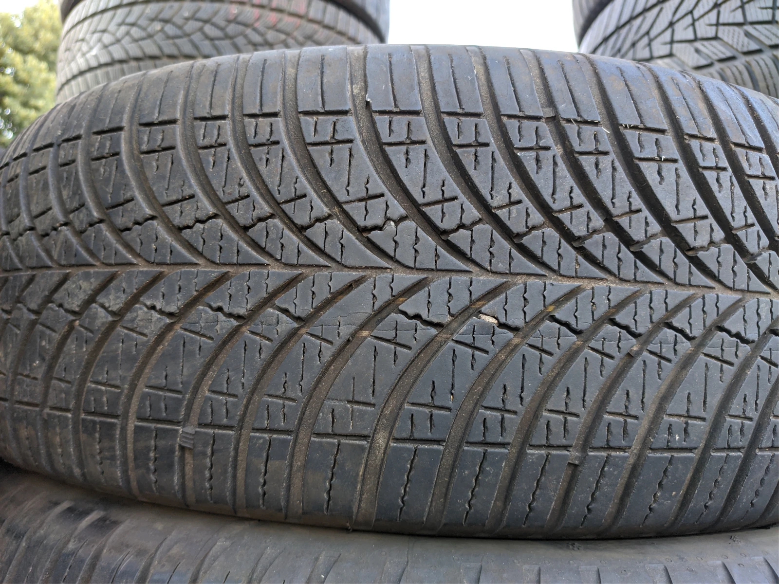  215/60R17 | Mobile.bg   1