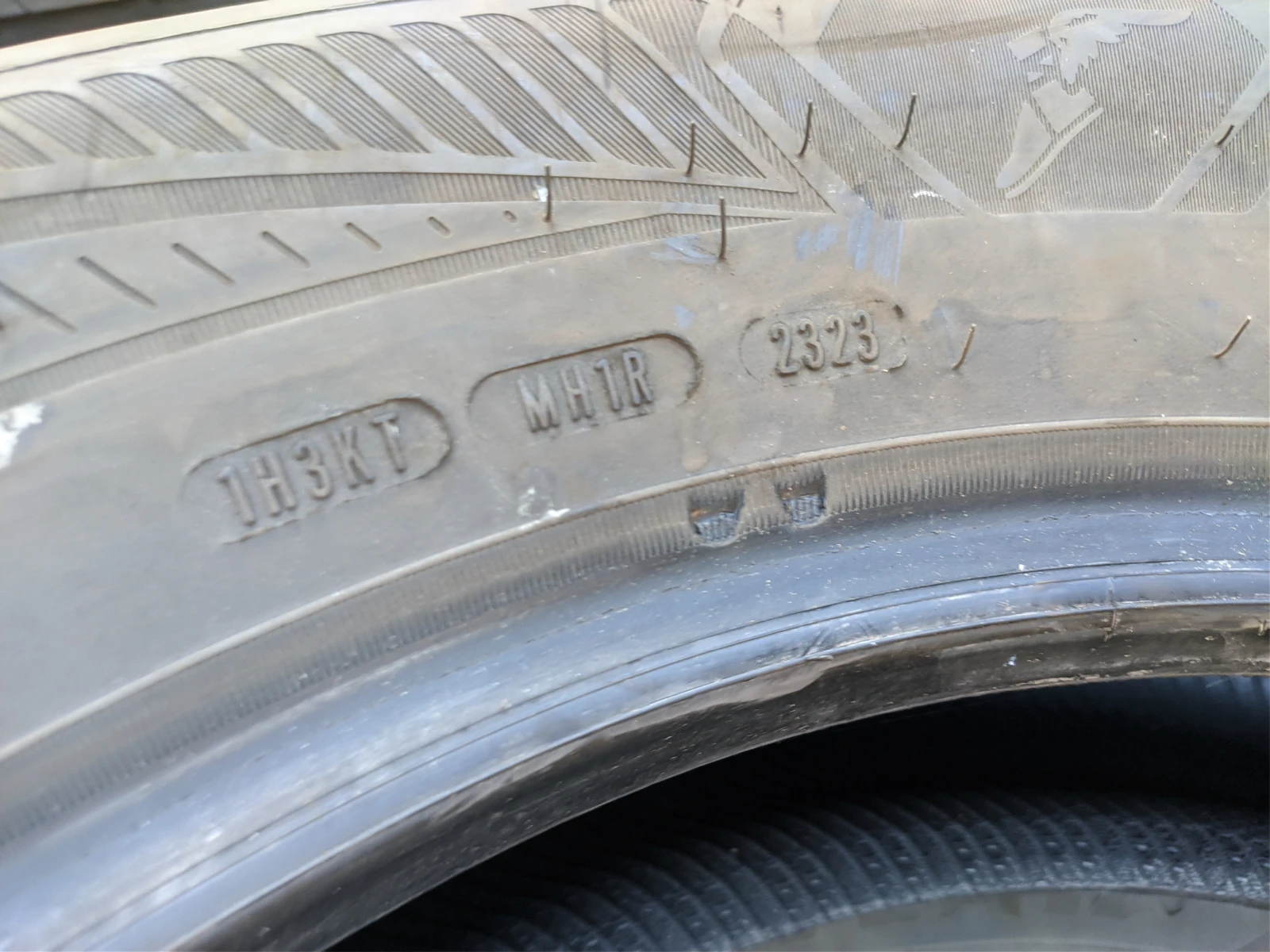  215/60R17 | Mobile.bg   12