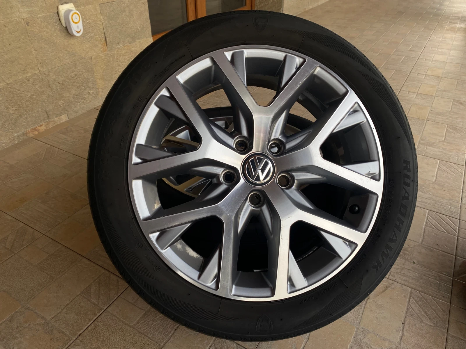    205/50R17  VW Golf | Mobile.bg   7