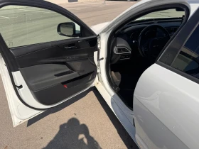 Jaguar XE, снимка 10