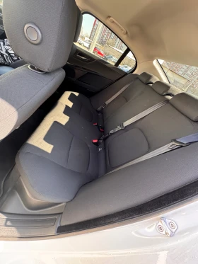 Jaguar XE, снимка 12