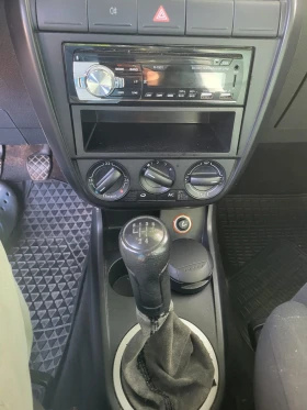 VW Fox Климатик 120000км внос Германия , снимка 3