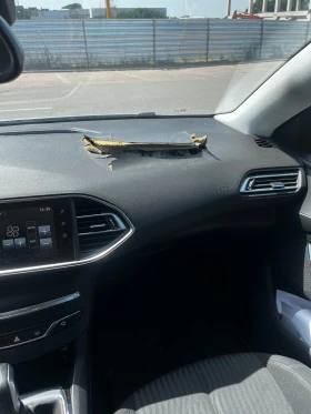 Peugeot 308 1.6HDI 92кс 87хил км, снимка 13